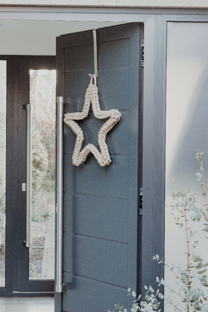 45cm Jute Star Rope Wreath - Image 4
