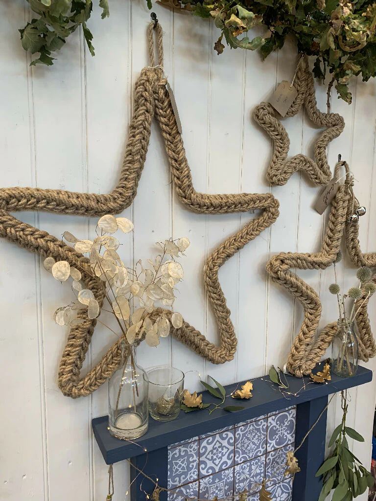 65cm Jute Star door wreath - Image 6