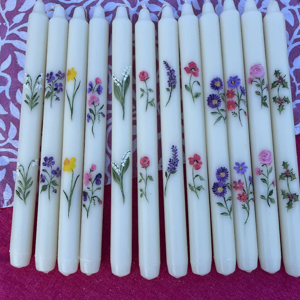 April Birth Flower Candle - Hand Painted Sweet Pea Candle with Metal Holder - Image 6