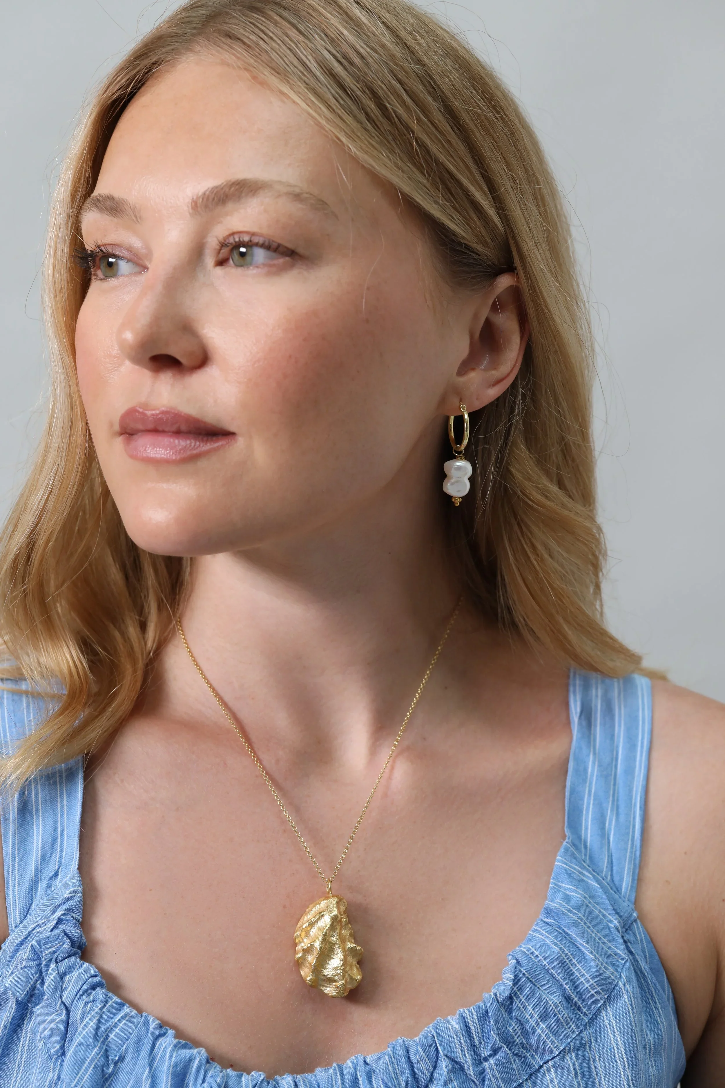 Baroque Pearl Hoop Earrings - Image 7