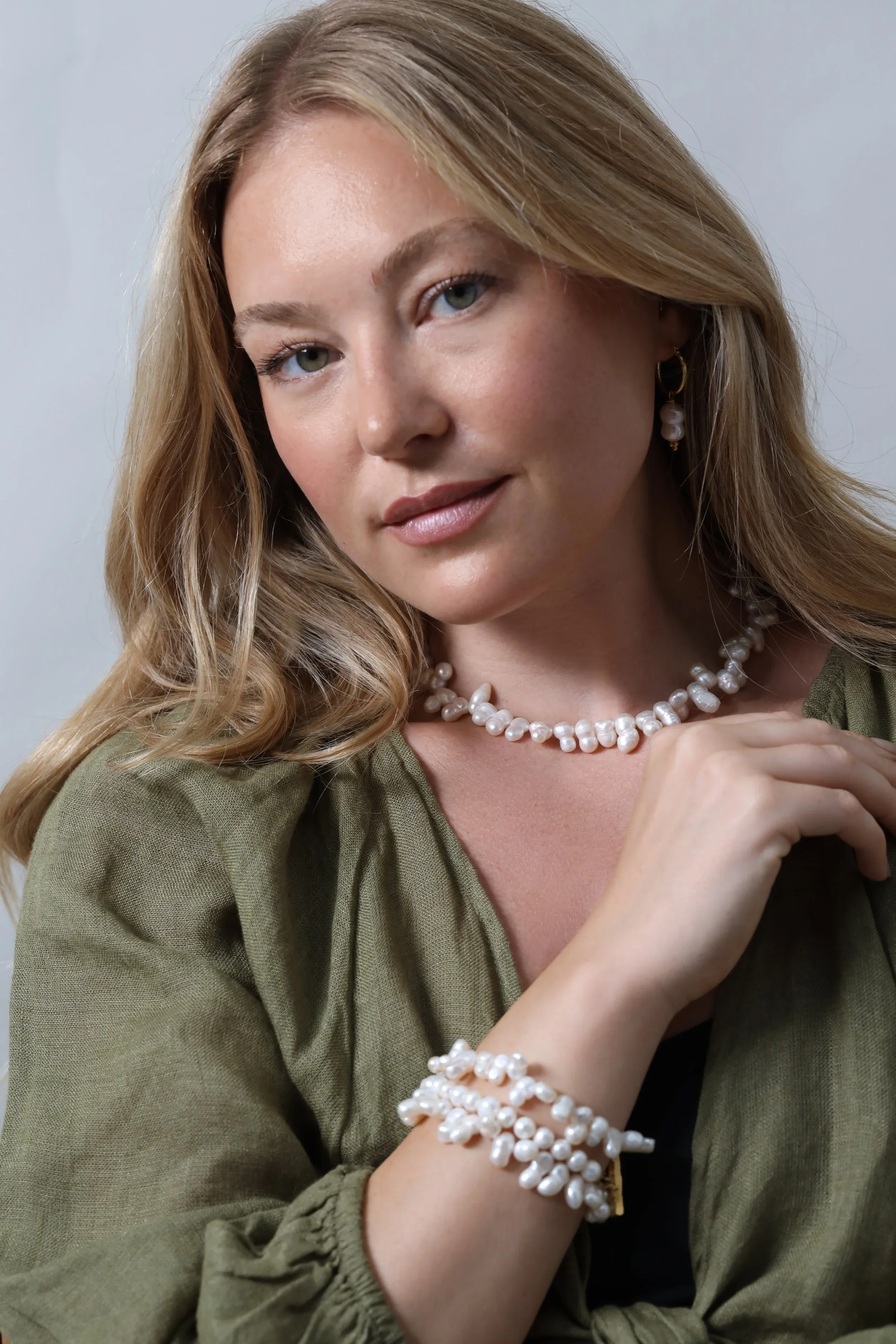 Baroque Pearl Necklace - Image 3