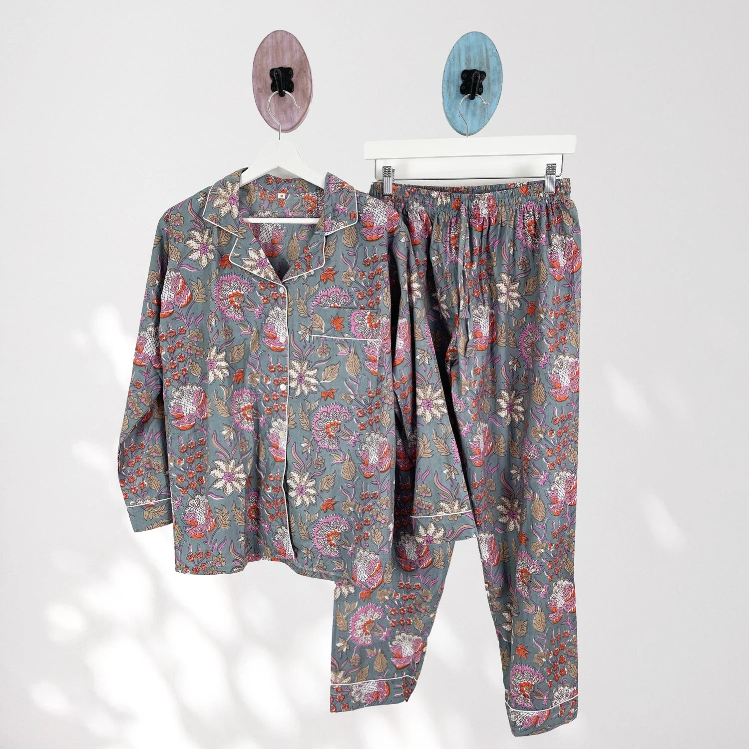 Block Print Floral 100% Cotton Long Pyjama Set in Grey and Pink - Image 8