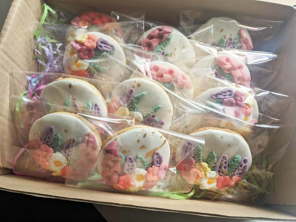 Box of 12 Indivdually wrapped, Personalised Hand Iced Wild flower Biscuits - Image 7
