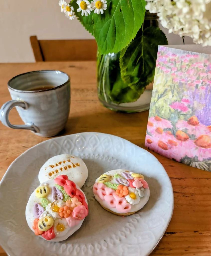 Box of 3 Hand Iced Personalised Bumblebee Meadow Biscuits - Image 6