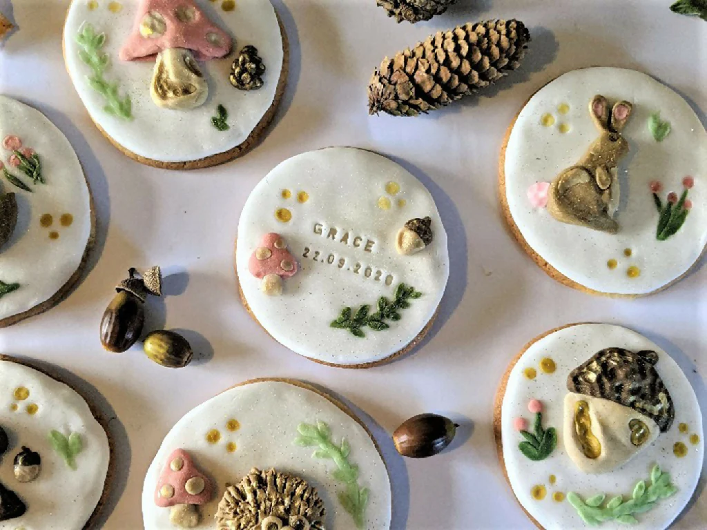 Box of 6 Personalised Hand Iced Woodland Creatures Biscuit Box