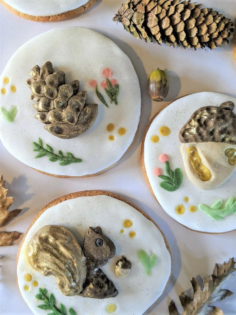 Box of 6 Personalised Hand Iced Woodland Creatures Biscuit Box - Image 9