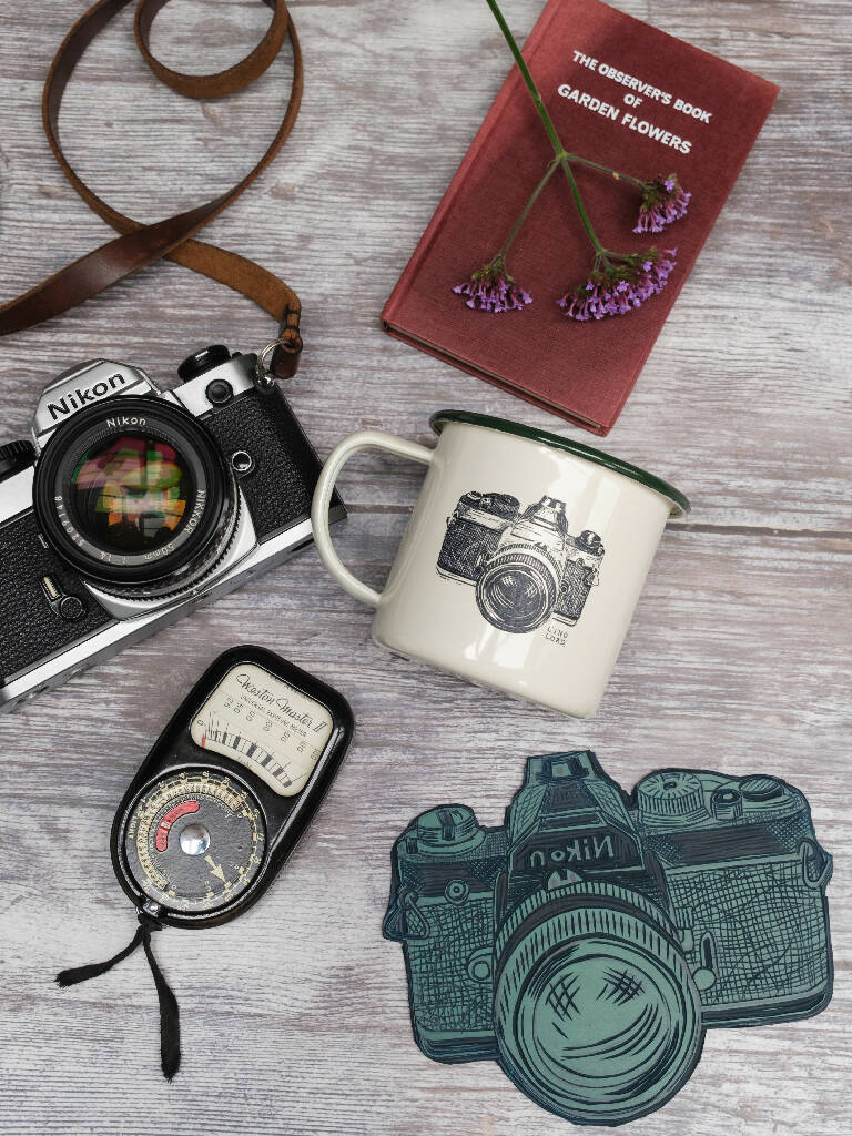 Camera Etched Enamel Mug - Image 2