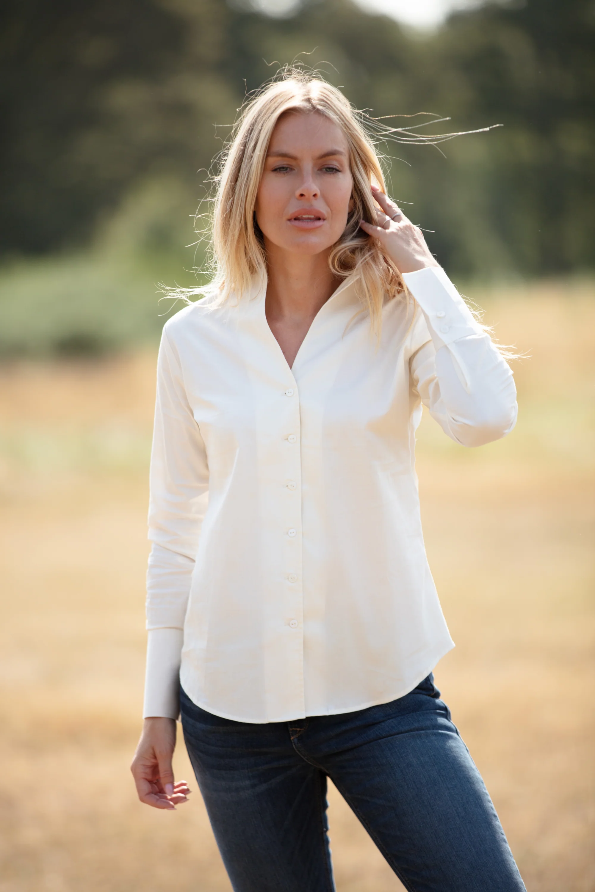 Cotton Chelsea Shirt In Ivory - Image 2
