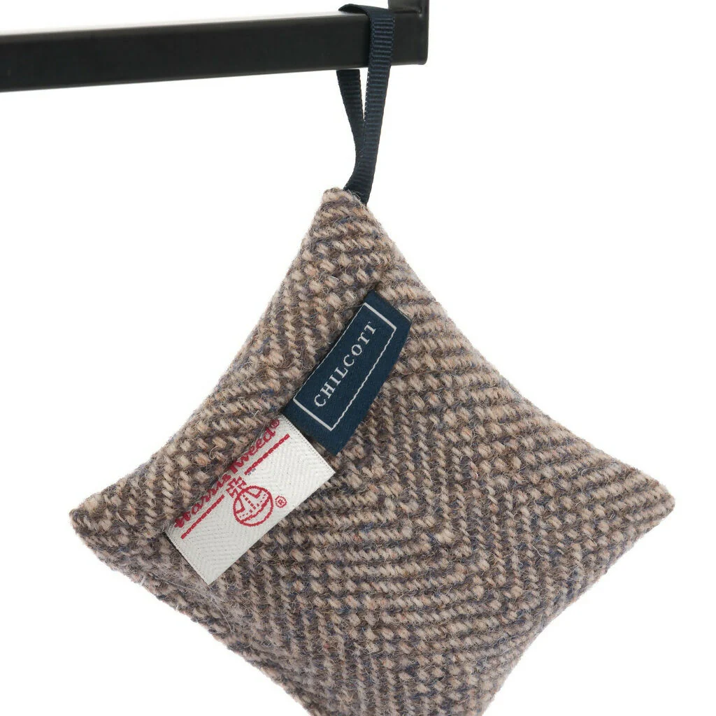 Chilcott Harris Tweed® Lavender Bags and Key Chains - Image 7