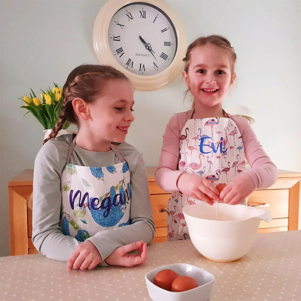 Children's Linen Aprons - Animal Designs - Image 8