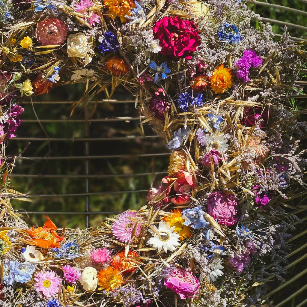Cotswold Meadow | Everlasting wreath 55cm - Image 2