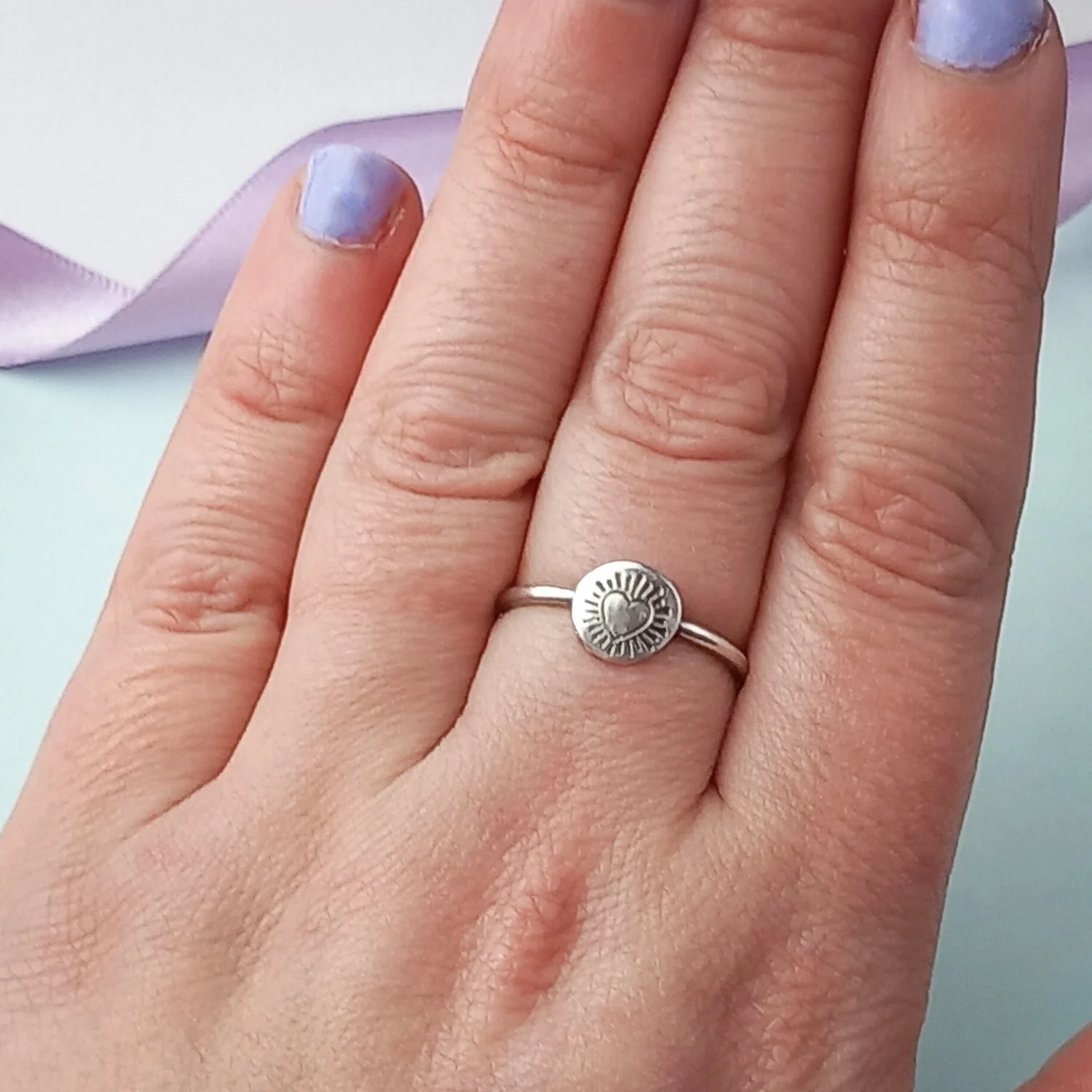 Dainty Sterling Silver Heart Burst Ring – 1.5mm Band - Image 3