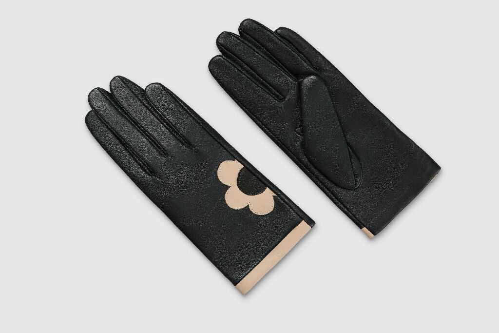 Mabel Sheppard Daisy Leather Gloves in Black and Cream - Image 4