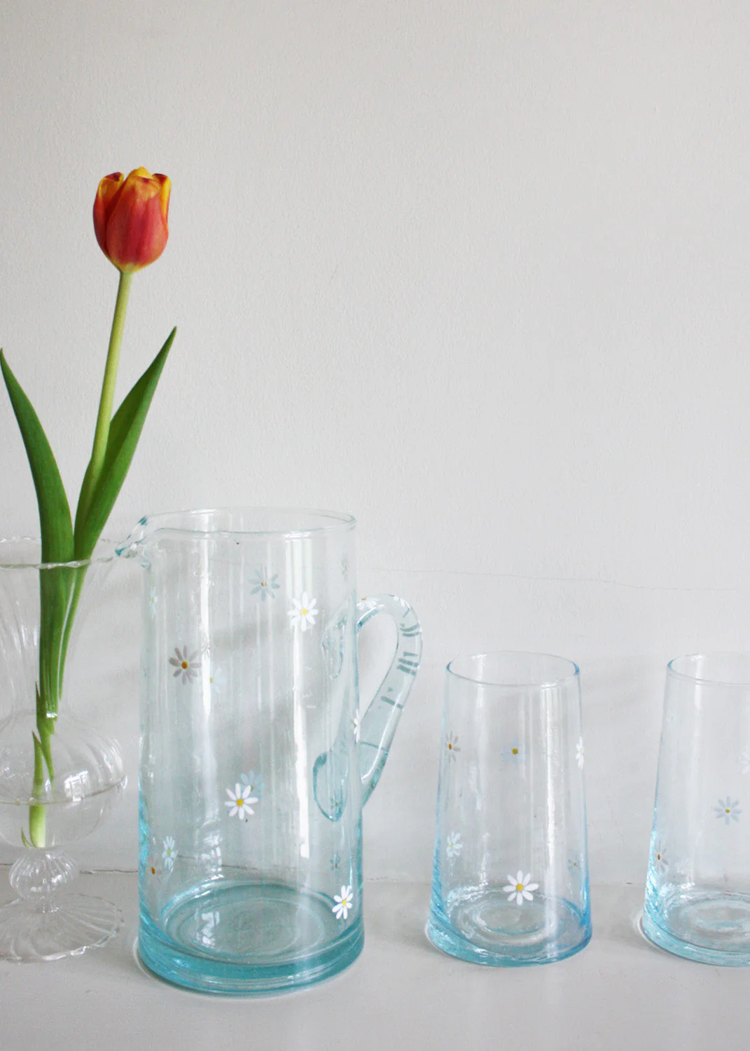 Daisy recycled glass jug - Image 7