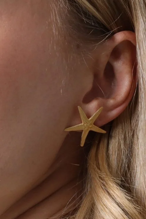 Delicate Starfish Stud Earrings - Image 3