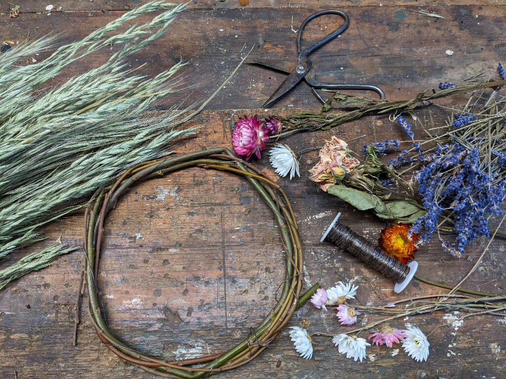 DIY Everlasting Mini Wreath Kit - Image 4