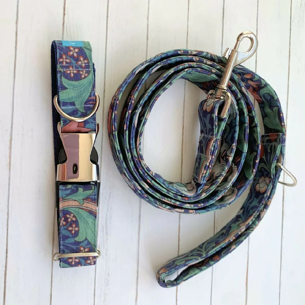 Dog Gift Set |William Morris | "Golden Lily" | 5 Piece | Midnight - Image 4