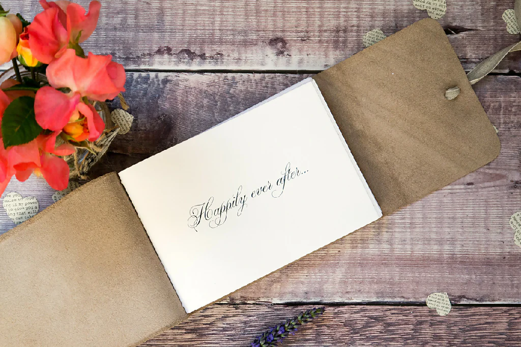 Wedding Guest Book, White Leather A6 small - Image 5