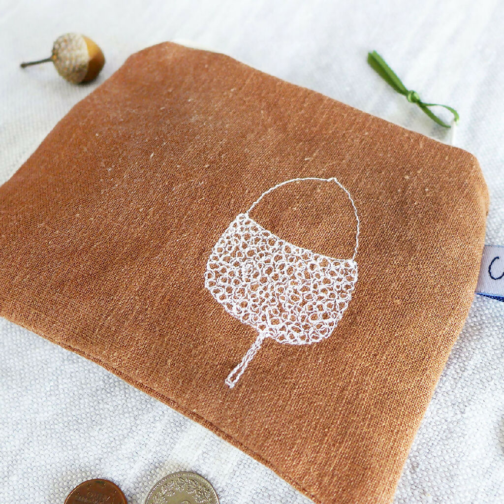 Embroidered Nutmeg Linen Acorn Purse - Image 3