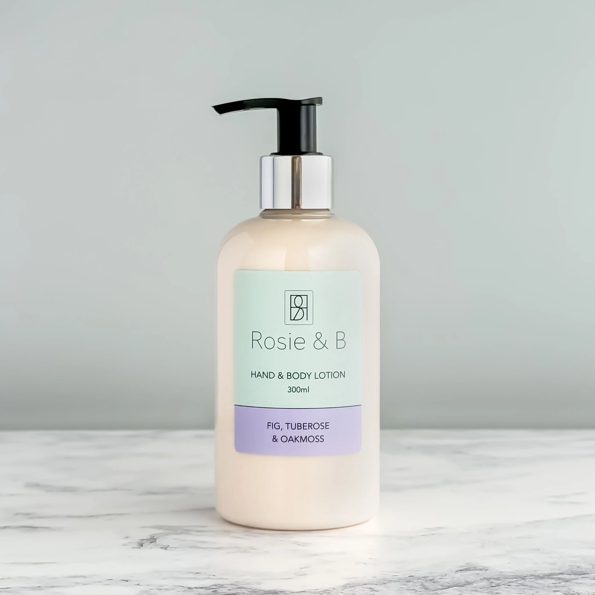 Fig, Tuberose & Oakmoss Hand & Body Lotion - Image 2