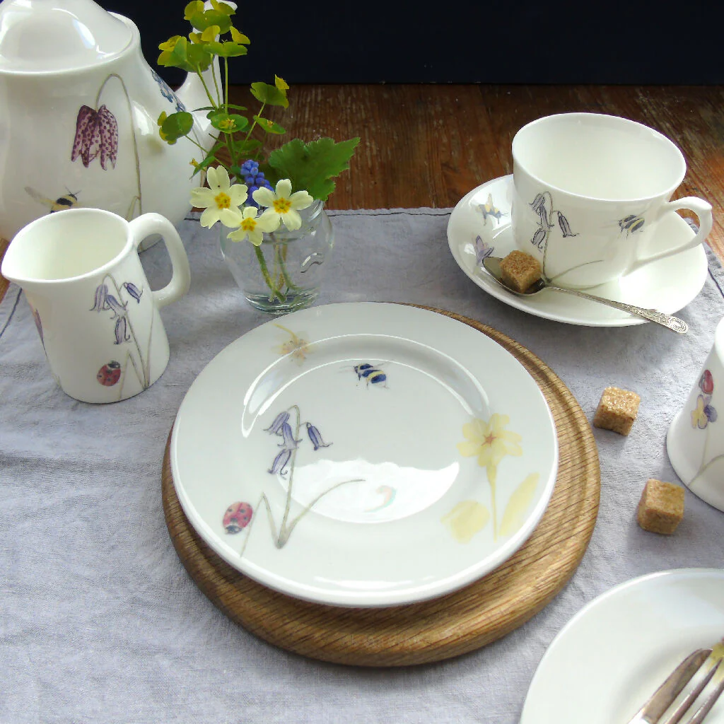Fine Bone China Bee and Spring Flowers Cake Plate - Image 9