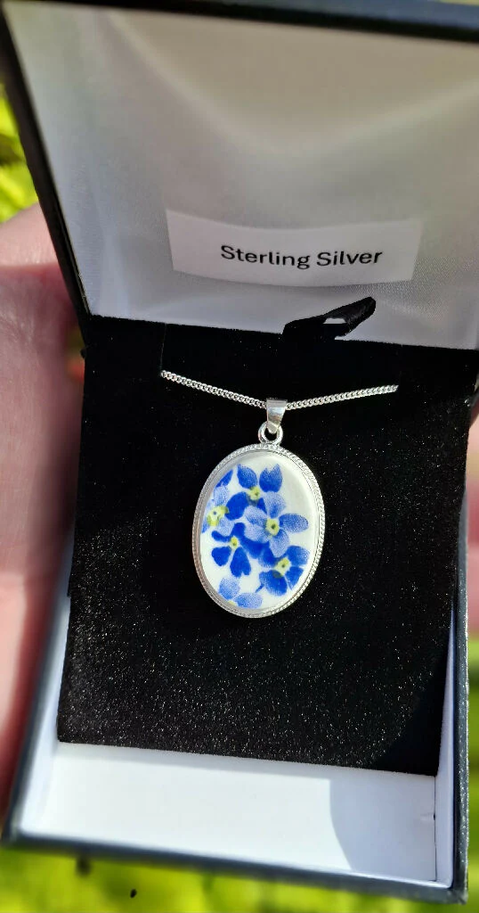 Forget-Me-Not Broken China Pendant in Sterling Silver - Image 4