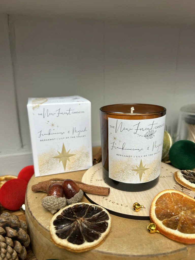 Frankincense & Myrrh Luxury Christmas Soy Wax Candle - Image 2