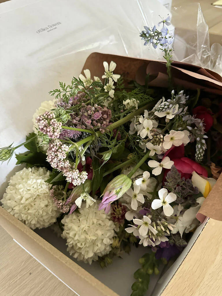 Fresh Seasonal Flower Box - Image 6