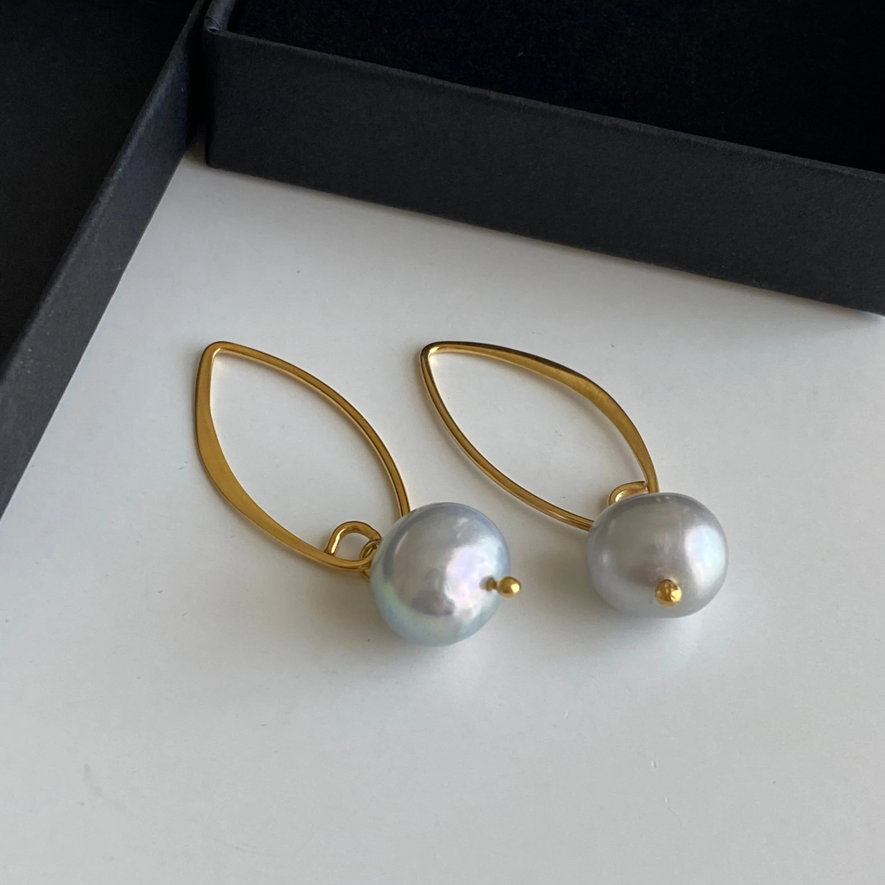 Gold Plated Sterling Silver Threader Earrings - Grey Pearl - Image 3