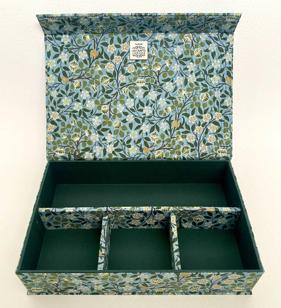 Handmade Clover Garden Box | William Morris Fabric Organiser with Magnetic Closure - Image 3