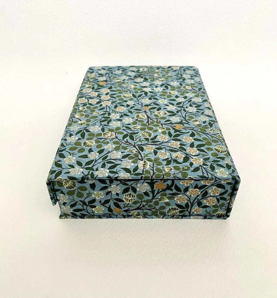 Handmade Clover Garden Box | William Morris Fabric Organiser with Magnetic Closure - Image 8