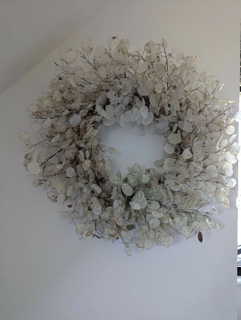 Handmade Dried Lunaria Wreath | Honesty Flower - Image 7