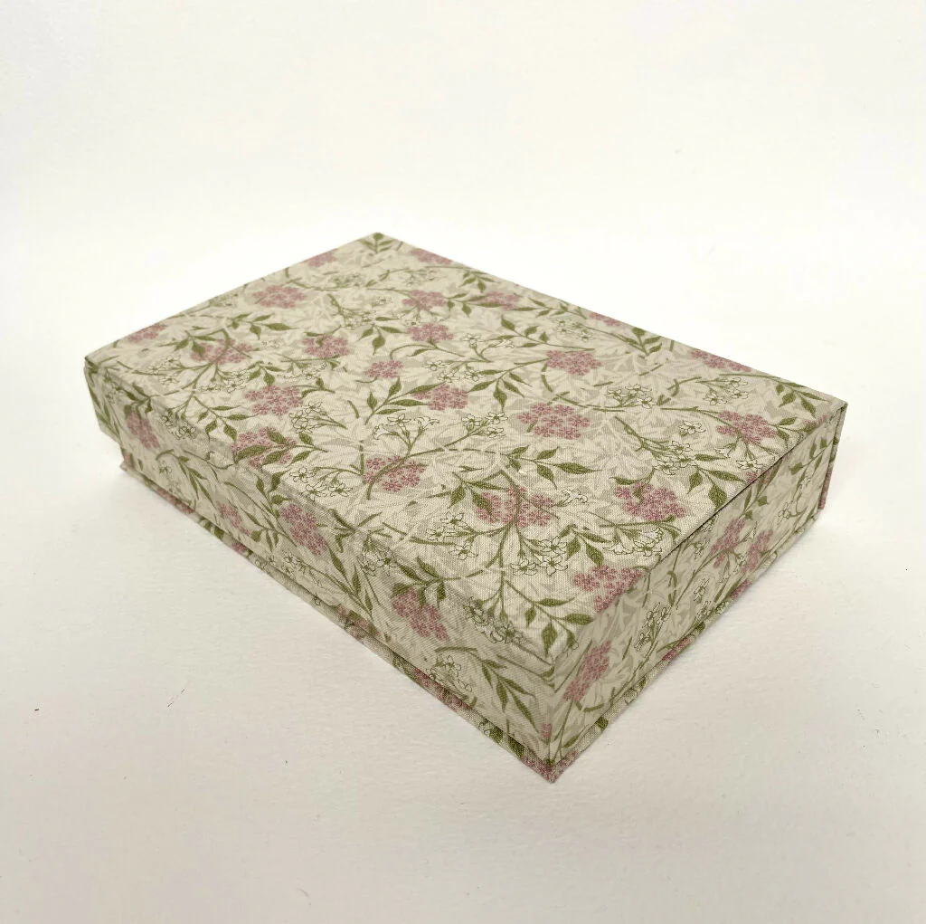Handmade Pink Jasmine Keepsake Box | Willing Morris Fabric Organiser with Magnetic Closure - Image 9
