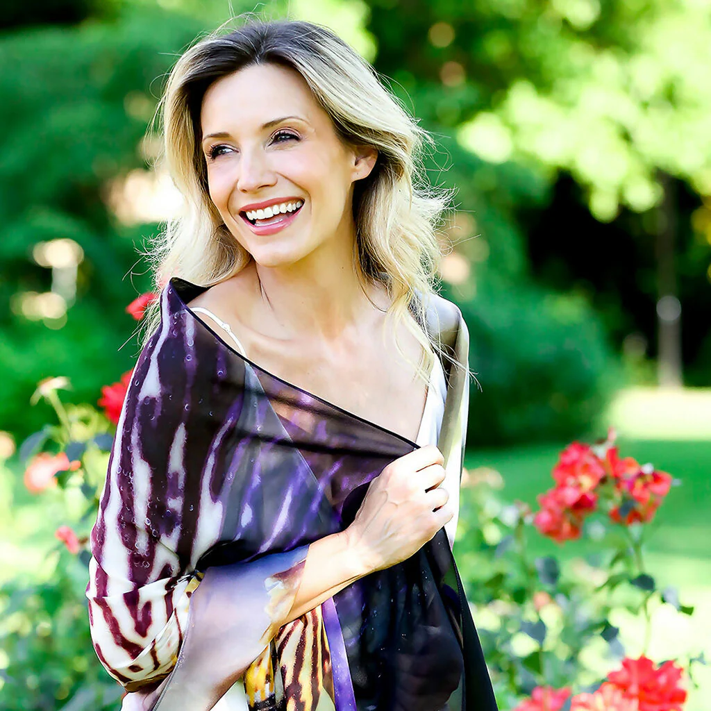 Iris silk scarf - Image 2