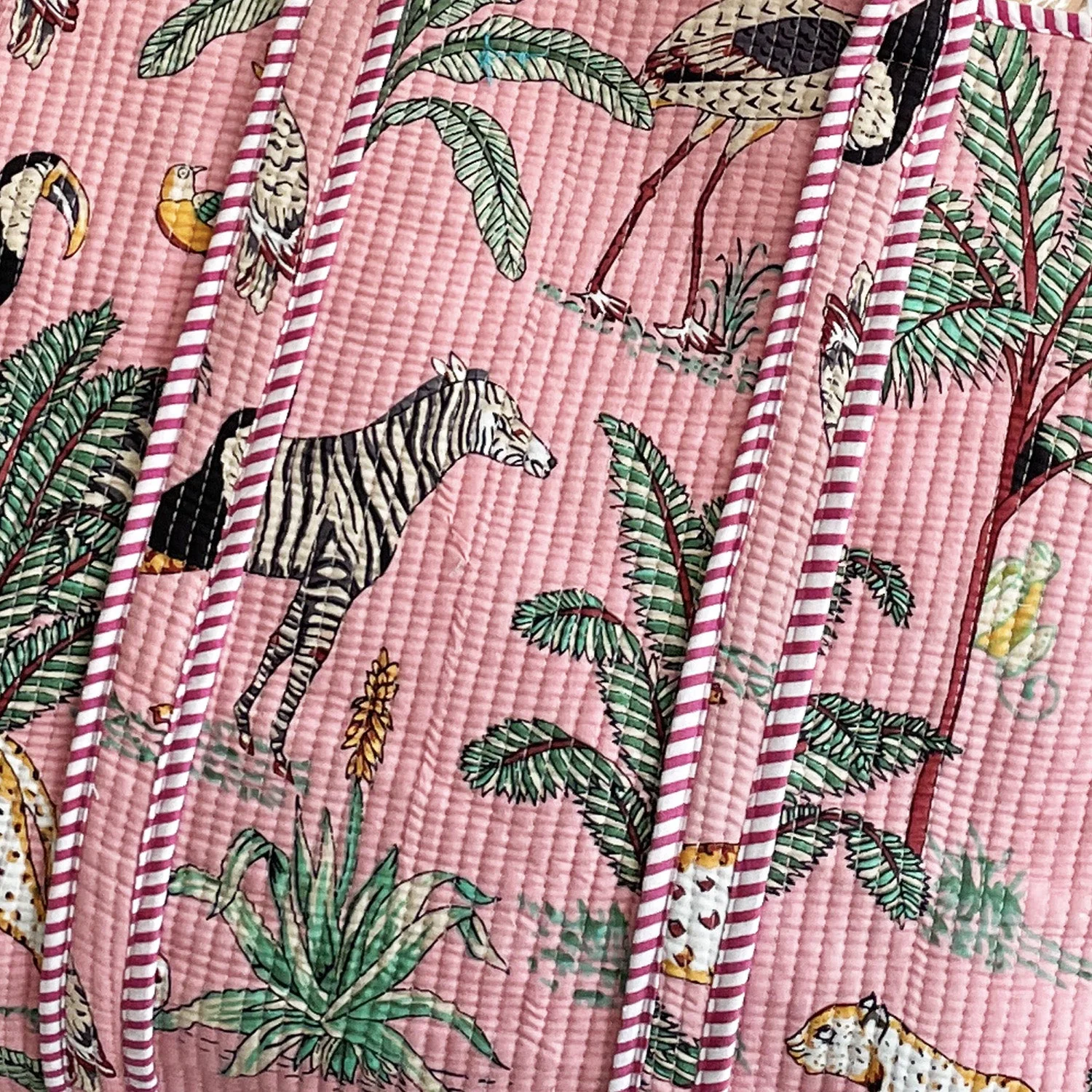 Jungle Print Large Quilted Cotton Tote Shoulder Bag in Pink - Image 3