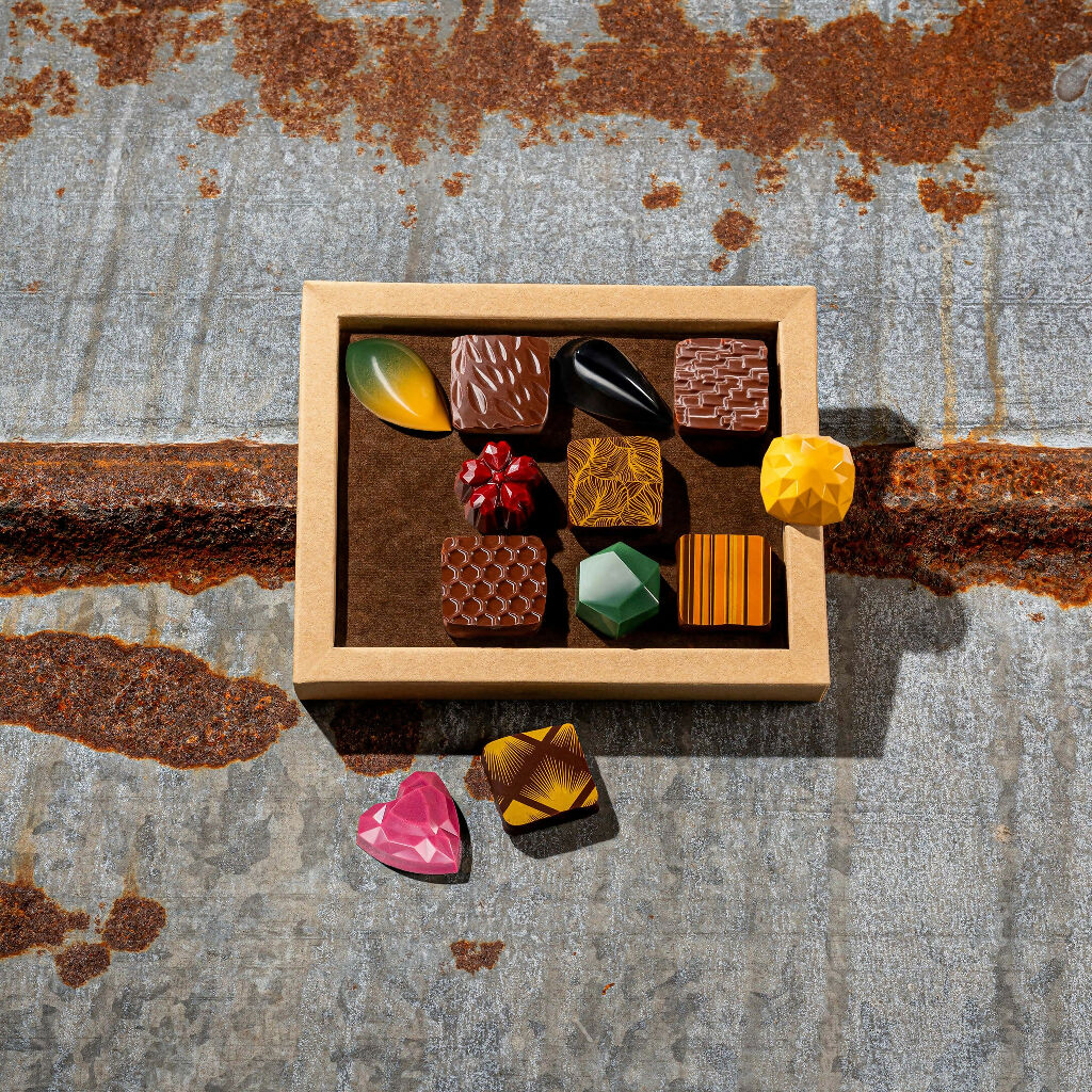 La Fève Chocolate Gift Box – 12 Handcrafted Flavours - Image 3