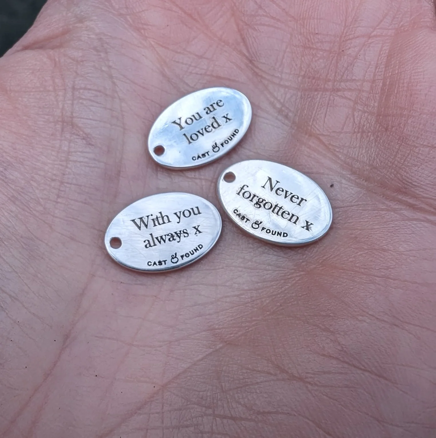 Large capsule Acorn Memory Pendant - Image 11