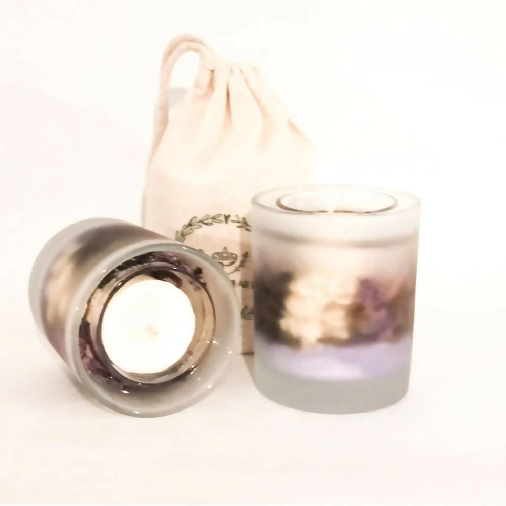 LAVENDER HAZE FROSTED BOTANICAL SCENTED CANDLE - Image 4