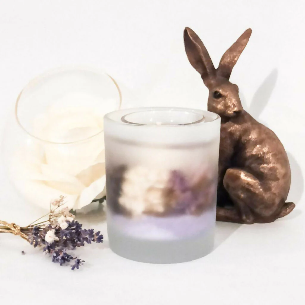 LAVENDER HAZE FROSTED BOTANICAL SCENTED CANDLE - Image 6