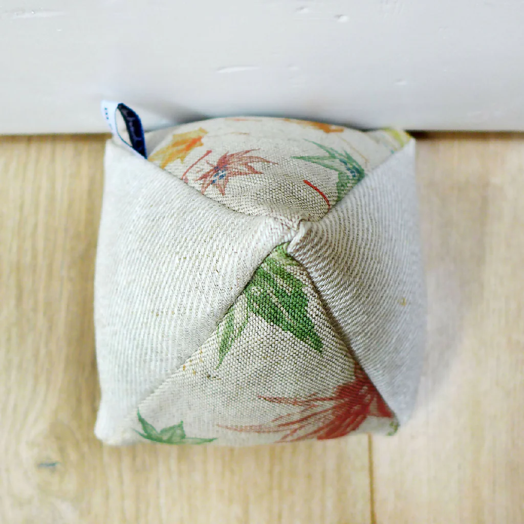 Leaf Flurry Linen Doorstop - Image 4