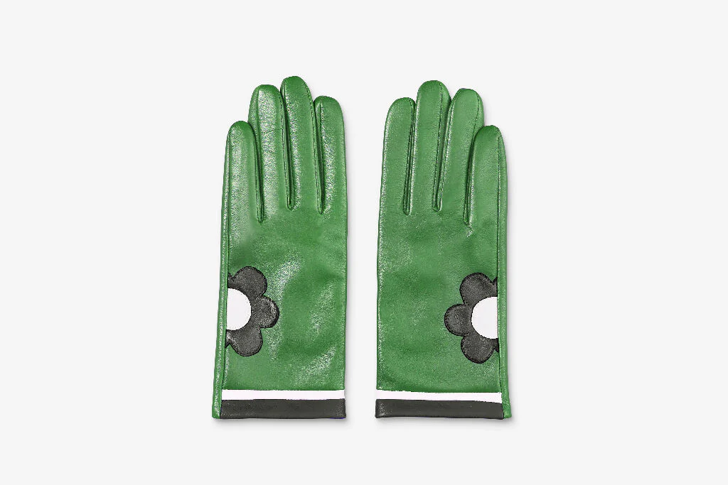 Mabel Sheppard Green Daisy Leather Gloves - Image 2