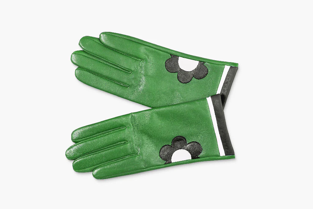 Mabel Sheppard Green Daisy Leather Gloves - Image 3