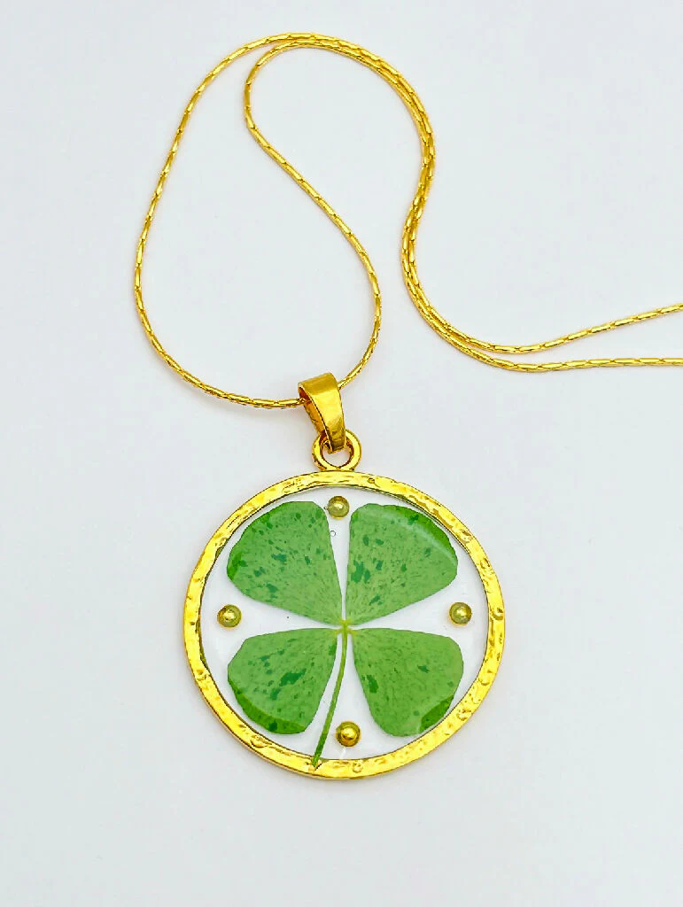 Necklace with good luck four-leaf clover - Image 2