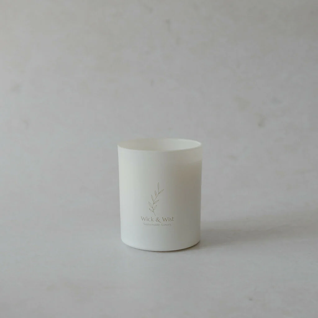 No. 15 Life's a Peach Luxury Candle - Image 6