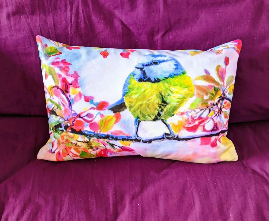 On The Lookout Cushion - Image 2