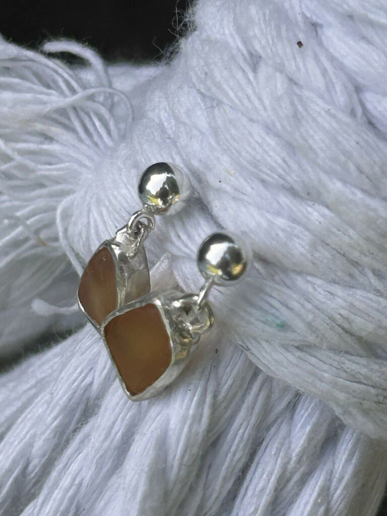 Orange sunshine seaglass silver earrings - Image 3