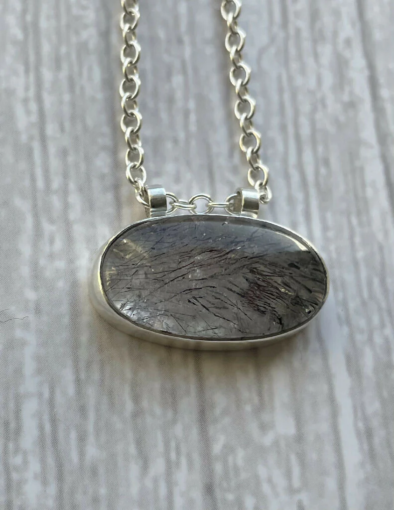 Oval shaped super seven crystal necklace - Image 3