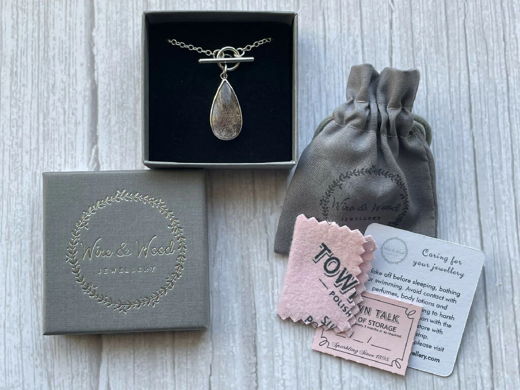 Pear shaped super seven crystal necklace - Image 5