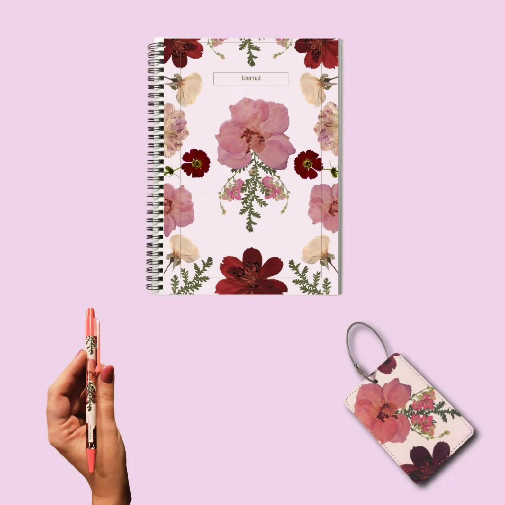'Love' stationery set: notebook, luggage tag and pen