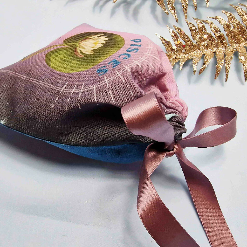 Pisces Water Lily Birth Flower Gift Pouch in Blue and Purple - Image 7